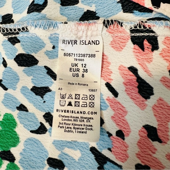 River Island Ruffled Abstract-Print Pastel High-Low V-Neck Wrap Dress. Size 12. - Picture 12 of 14